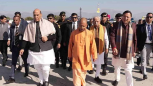 राजनाथ सिंह और सीएम योगी का मुख्यमंत्री धामी ने किया स्वागत, हरिद्वार कार्यक्रम में हुए शामिल