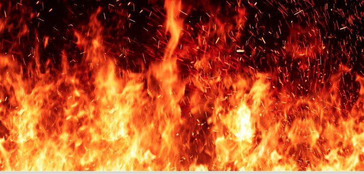 देहरादून के पैनेसिया हॉस्पिटल में लगी भीषण आग, एक बुजुर्ग महिला की मौत
