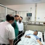 पैनेसिया हॉस्पिटल अग्निकांड- स्वास्थ्य मंत्री सुबोध उनियाल ने जाना मरीजों एवं घायल पुलिसकर्मियों का हाल