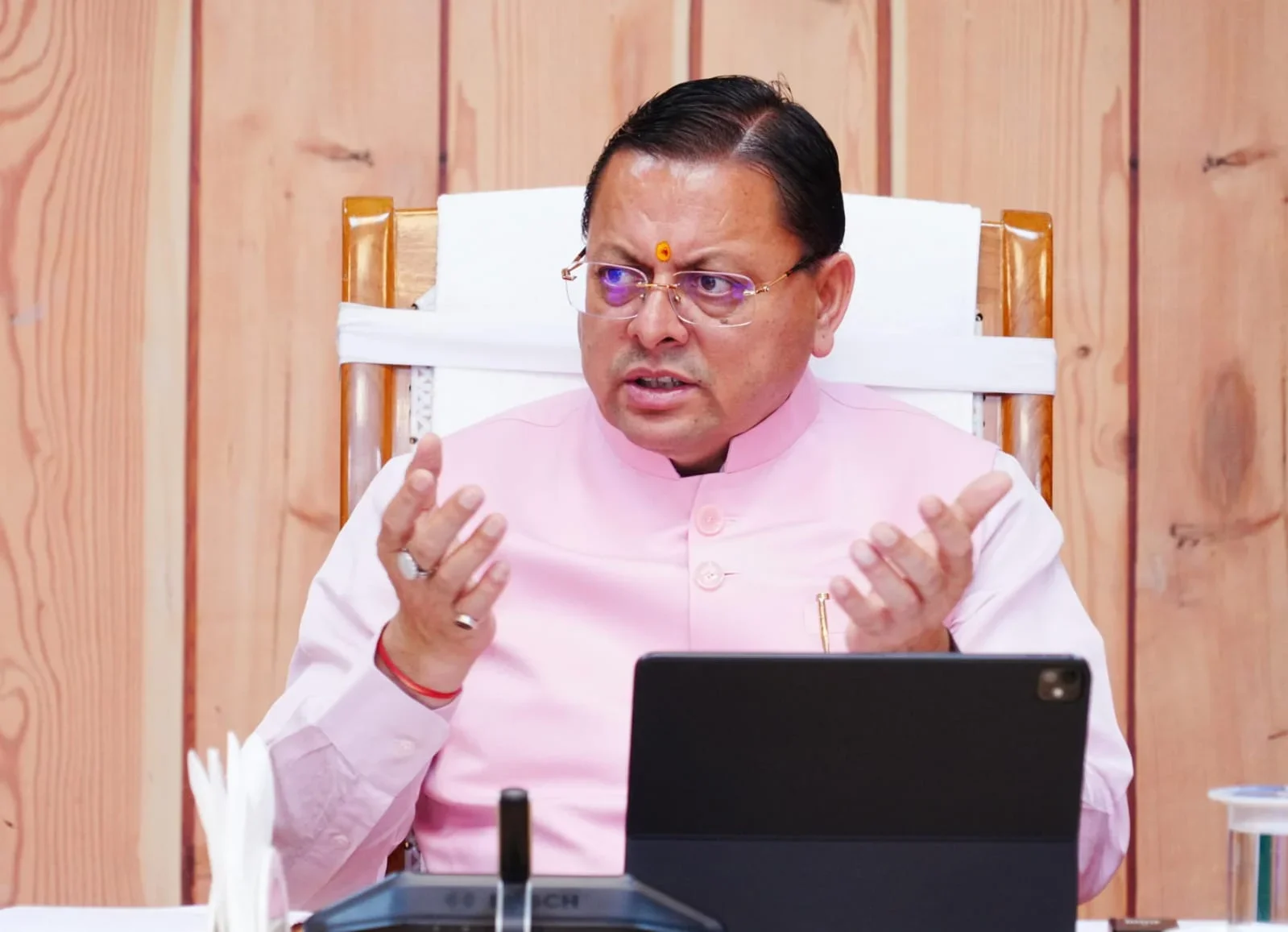 सीएम धामी ने विभिन्न विकास योजनाओं एवं निर्माण कार्यों के लिए प्रदान की ₹89 करोड़ की वित्तीय स्वीकृति