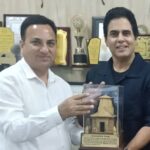 फिल्म अभिनेता अमन वर्मा ने की फिल्म विकास परिषद के नोडल अधिकारी से भेंट