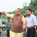 बरसात से क्षतिग्रस्त मार्ग का मंत्री गणेश जोशी ने किया निरीक्षण, तत्काल पुनर्निर्माण के दिए निर्देश