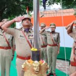 80 वें स्वतंत्रता दिवस के अवसर पर एसएसपी देहरादून ने पुलिस लाइन देहरादून में किया ध्वजारोहण