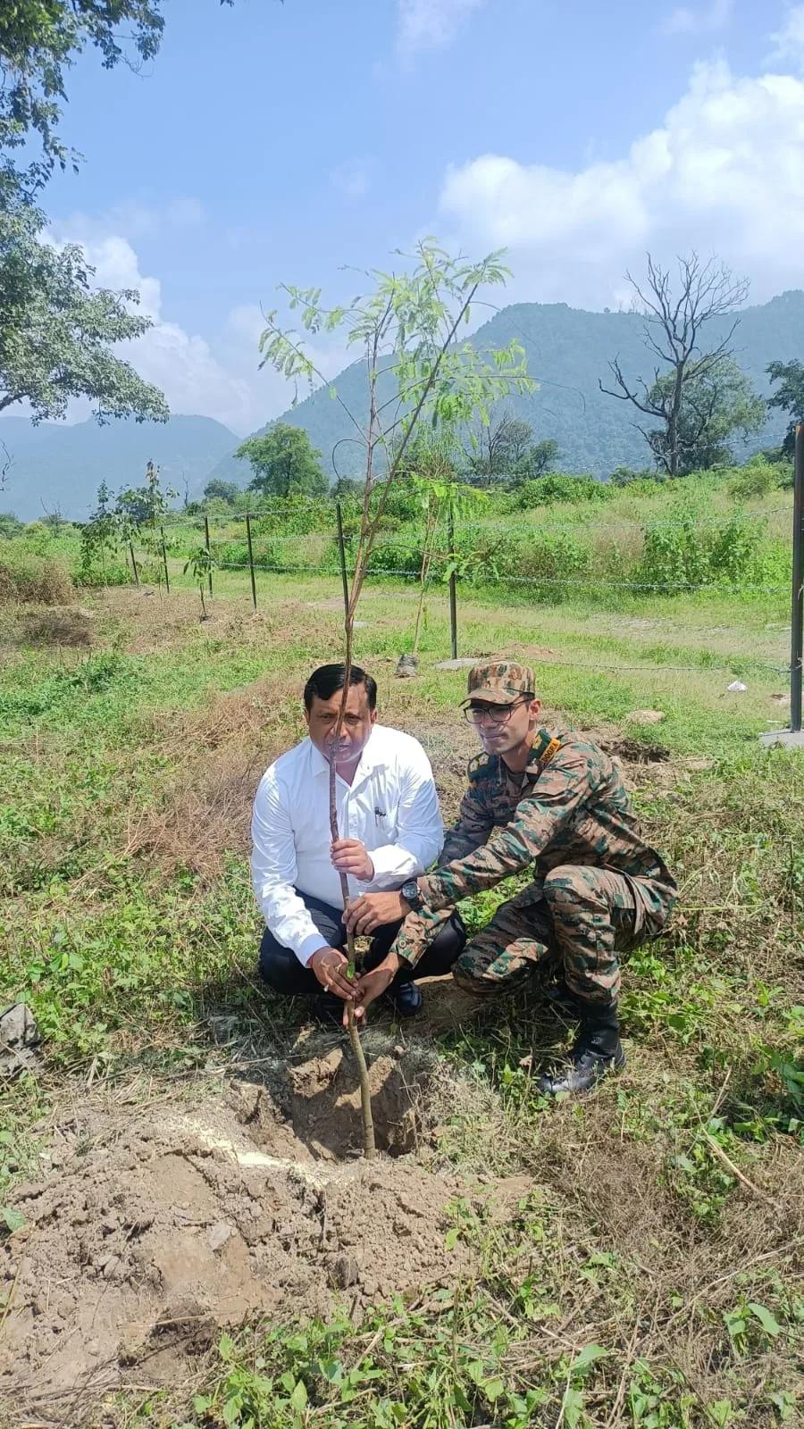 पौधे नहीं, भविष्य की हरियाली तैयार कर रहा एमडीडीए, रायपुर आर्मी फायरिंग रेंज में फलदार और जड़ी-बूटी वाले पौधों का रोपण