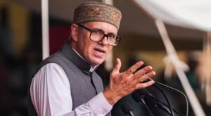 केंद्र के मौखिक आश्वासन पर भरोसा न करें, लिखित गारंटी लें- उमर अब्दुल्ला
